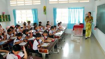 Lương giáo viên Việt Nam so với đồng nghiệp toàn cầu ảnh 1