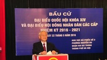 Thủ tướng Nguyễn Xuân Phúc bỏ phiếu bầu cử tại huyện Vĩnh Bảo ảnh 2