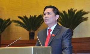 Bộ trưởng Nguyễn Văn Thể và kỷ lục “mong thông cảm” trước Quốc hội