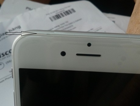 Mua iPhone6 mới tại website của Big C, khách nhận được điện thoại trầy xước