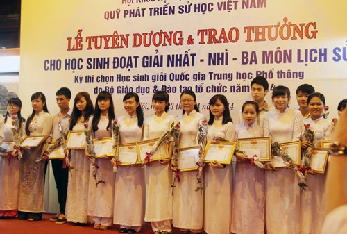 GS. Phan Huy Lê: Đề thi Lịch sử phải đo được tấm lòng học sinh