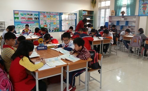 Video giới thiệu mô hình trường học điện tử  TH Đô thị Việt Hưng