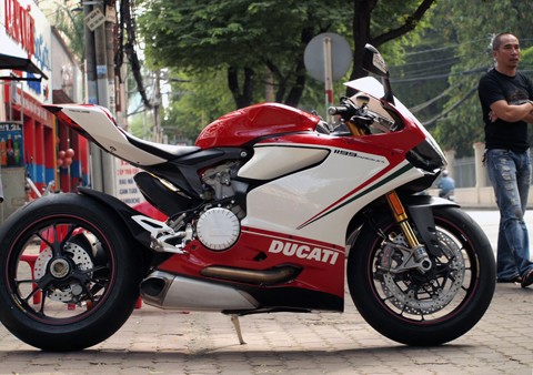 Ducati Panigale 1199S Tricolore đã về Việt Nam | Giáo dục Việt Nam