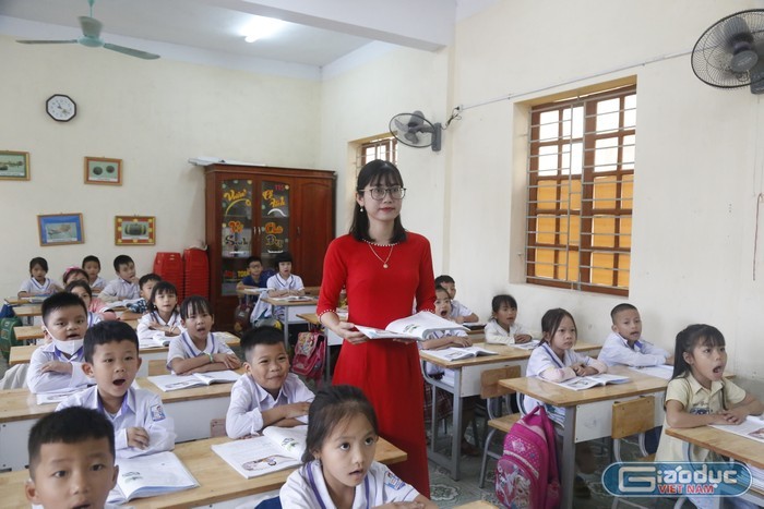 Năm học 2023-2024, mức tiền thưởng các danh hiệu thi đua, khen thưởng ra sao? | Giáo dục Việt Nam