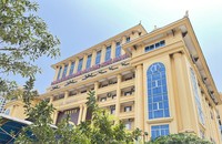 Lùm xùm mở "chui" lớp VB2, ĐH Kinh doanh và Công nghệ HN: Phó HT nói không biết!