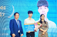Trường ĐH Văn Hiến hỗ trợ tiền sinh hoạt phí hằng tháng cho thủ khoa và á khoa 