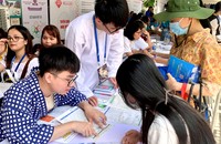 "Đặt nặng học kỳ này, xem nhẹ học kỳ kia" được loại bỏ nếu học bạ xét cả lớp 12 