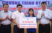 Trường ĐH Điện lực chấp cánh ước mơ cho nữ sinh Lào Cai bị mồ côi sau bão số 3