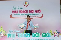 Thầy giáo người Tày vận động hàng tỷ đồng/năm để hỗ trợ học sinh khó khăn