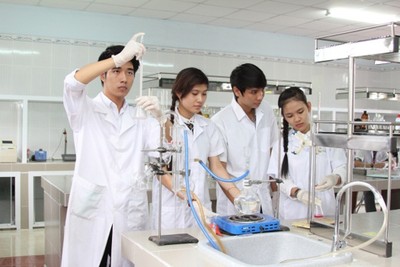 Dược sĩ chỉ xếp vào trình độ đại học là chưa phù hợp với thông lệ quốc tế