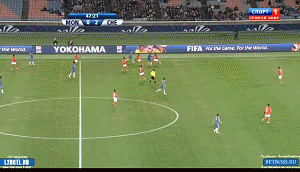 Phút 48: Hậu vệ Darvin Chavez của Monterrey đá phản lưới nhà sau một pha căng ngang của Juan Mata.