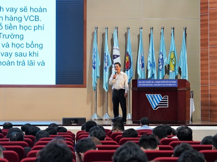 Thạc sĩ Trần Việt Toàn - Trưởng phòng Công tác sinh viên của Trường Đại học Bách khoa, Đại học Quốc gia Thành phố Hồ Chí Minh. Ảnh: NVCC. 344858006-1385414768977135-7389916322977889130-n-3822.jpg
