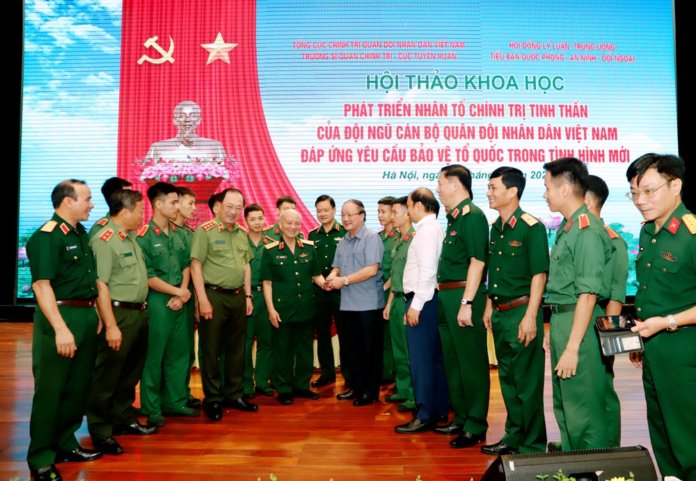 Nhà trường phối hợp tổ chức Hội Thảo Khoa học Phát triển nhân tố chính trị tinh thần của đội ngũ cán bộ Quân đội nhân dân Việt Nam đáp ứng yêu cầu bảo vệ Tổ quốc trong tình hình mới. Ảnh: NTCC Hội Thảo Khoa học Phát triển nhân tố chính trị tinh thần của đội ngũ cán bộ QĐNDVN đáp ứng yêu cầu bảo vệ TQ trong tình hình mới (1).jpg