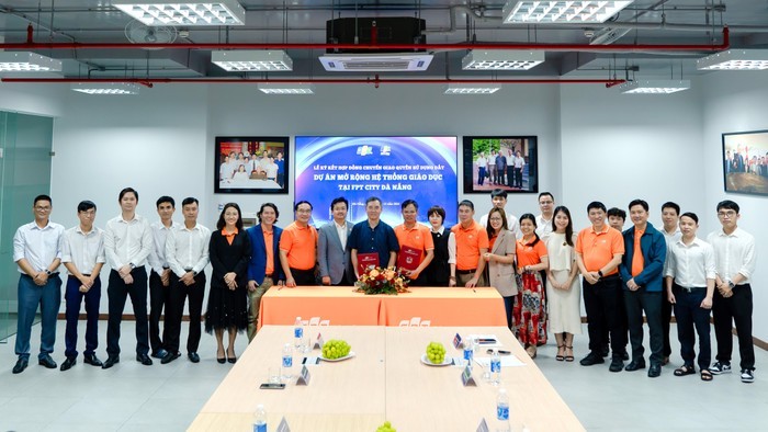 FPT nhận quyền sử dụng đất dự án mở rộng hệ thống giáo dục tại FPT City Đà Nẵng. (Ảnh: website nhà trường) anh-01-ky-ket-fe-fcity-2037.jpg