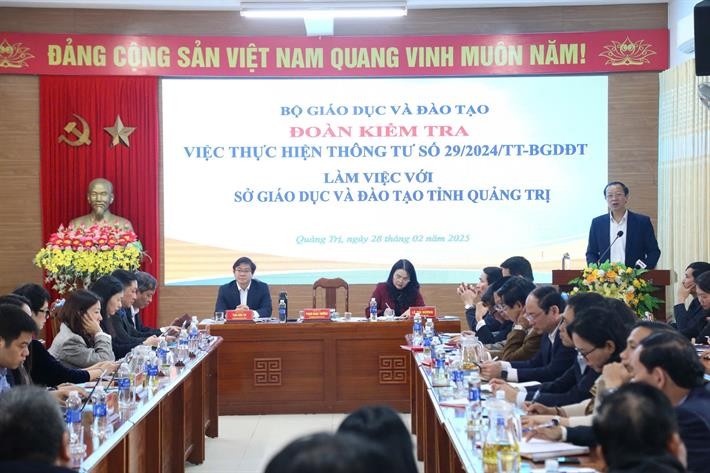 Quang cảnh buổi làm việc của Đoàn kiểm tra của Bộ Giáo dục và Đào tạo với Sở Giáo dục và Đào tạo tỉnh Quảng Trị 1.jpg