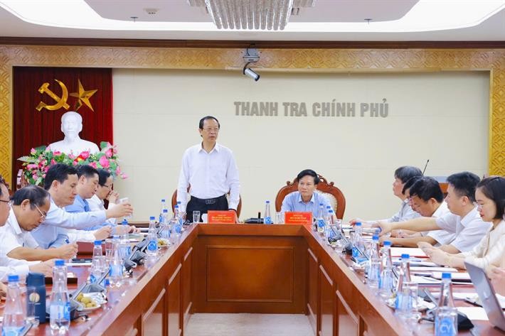 Quang cảnh buổi làm việc 1.jpg