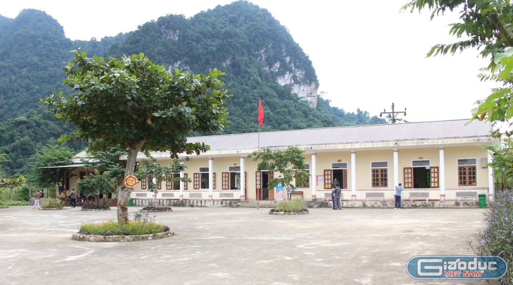 Theo chia sẻ của lãnh đạo ngành giáo dục các huyện miền núi tại Nghệ An, điều kiện cơ sở vật chất, đặc biệt là có thêm các trường bán trú đã tạo được lòng tin với phụ huynh trong việc động viên con em tới trường. Ảnh minh họa: Trung Dũng GDVN_23.JPG