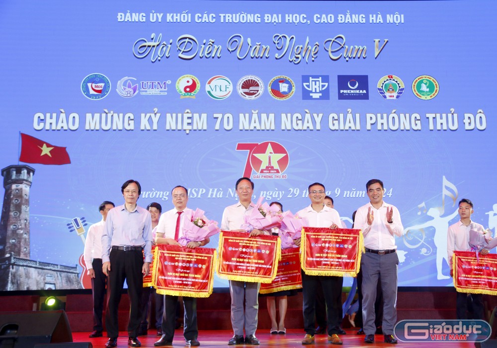 3 tiết mục đạt giải Ba toàn đoàn. GDVN_giải 3.jpg