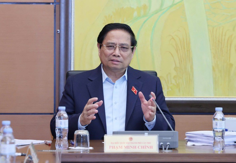 Thủ tướng Chính phủ Phạm Minh Chính cho rằng, đất nước muốn phát triển nhanh, bền vững phải dựa trên khoa học, công nghệ, đổi mới sáng tạo, chuyển đổi số. Ảnh VGP/Nhật Bắc Thủ tướng Chính phủ Phạm Minh Chính cho rằng, đất nước muốn phát triển nhanh, bền vững phải dựa trên khoa học, công nghệ, đổi mới sáng tạo, chuyển đổi số. Ảnh VGP/Nhật Bắc