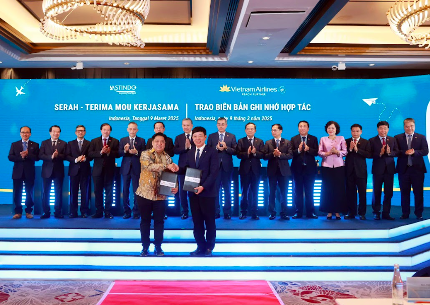 Hãng Hàng không Quốc gia Việt Nam đã ký kết Biên bản ghi nhớ hợp tác với Hiệp hội lữ hành Indonesia (ASTINDO) về hợp tác phát triển khách du lịch giữa hai nước Việt Nam và Indonesia. a3.png