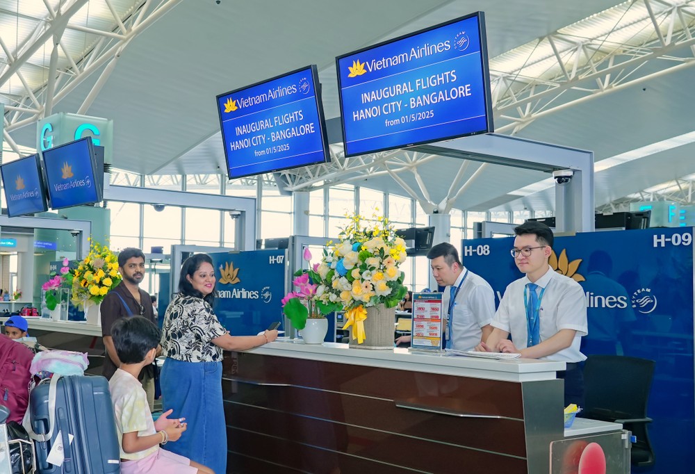 Vietnam Airlines đã thực hiện hơn 3.200 chuyến bay, phục vụ hơn 511.700 lượt hành khách tới Ấn Độ. Ảnh 3_ Vietnam Airlines đã thực hiện hơn 3.200 chuyến bay, phục vụ hơn 511.700 lượt hành khách tới Ấn Độ.jpg
