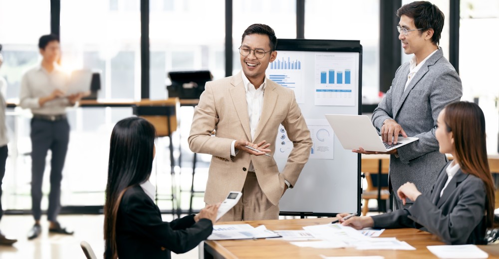 Master_CT Uu dai Tai khoan Payroll (2025).jpg
