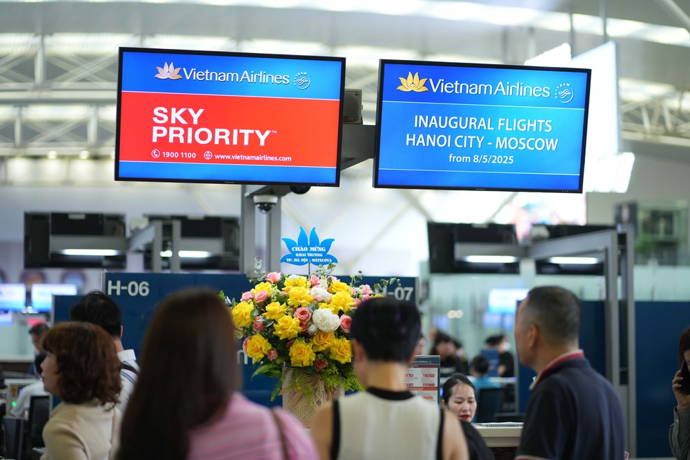 Vietnam Airlines chính thức nối lại đường bay thẳng đến Nga. Ảnh 1. Vietnam Airlines chính thức nối lại đường bay thẳng đến Nga.jpg