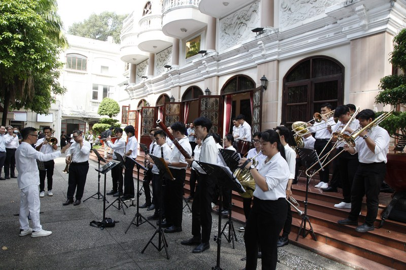 Thí sinh phải tham gia hai bài thi đầu vào tại Nhạc viện Thành phố Hồ Chí Minh để xét tuyển vào ngành Biểu diễn nhạc cụ phương Tây. (Ảnh: website nhà trường) ad-4nxf6ui5yuug93ztu5tort3eb0si-zibmaubokfewaok0kev5qa0prysrocmj9lmw11i9axj1xf2fgb1ohsdw6hiu1a8-81ihi93w7h9qiln6dsclm0kbcwvydhnsyxmqj9krhexk0w-4056.png
