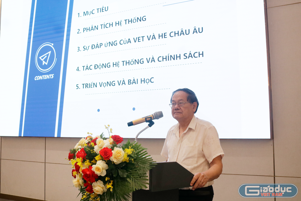 Giáo sư, Tiến sĩ khoa học Đặng Ứng Vận - Phó Chủ tịch Hội đồng Cố vấn, Hiệp hội Các trường đại học, cao đẳng Việt Nam (nguyên Phó Chủ tịch Hội đồng Khoa học Văn phòng Chính phủ). Ảnh: Doãn Nhàn GDVN-Hoithao cao đẳng (4).png