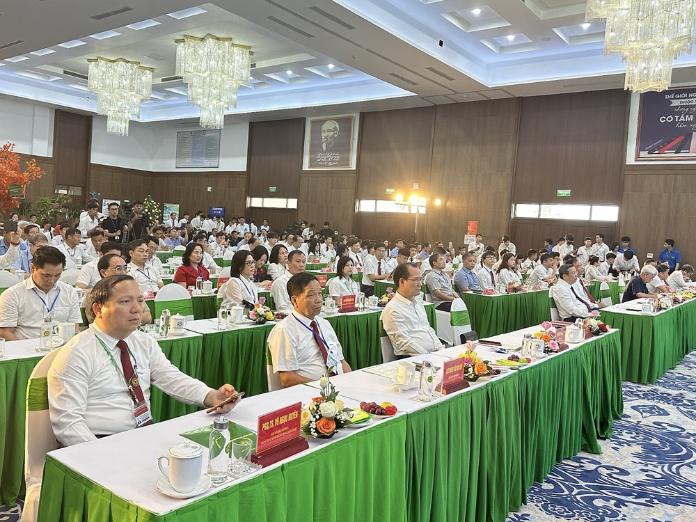 Toàn cảnh Lễ khai mạc Festival hoa cây cảnh VNUA 2025 Toàn cảnh Lễ khai mạc Festival hoa cây cảnh VNUA 2025