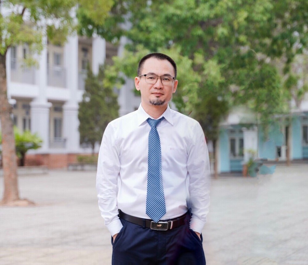 Tiến sĩ Đinh Đức Tiến, giảng viên Bộ môn Văn hóa học và Lịch sử văn hóa Việt Nam, khoa Lịch Sử, Trường Đại học Khoa học Xã hội và Nhân văn, Đại học Quốc gia Hà Nội. Ảnh: NVCC. 065edea998db36856fca (1).jpg