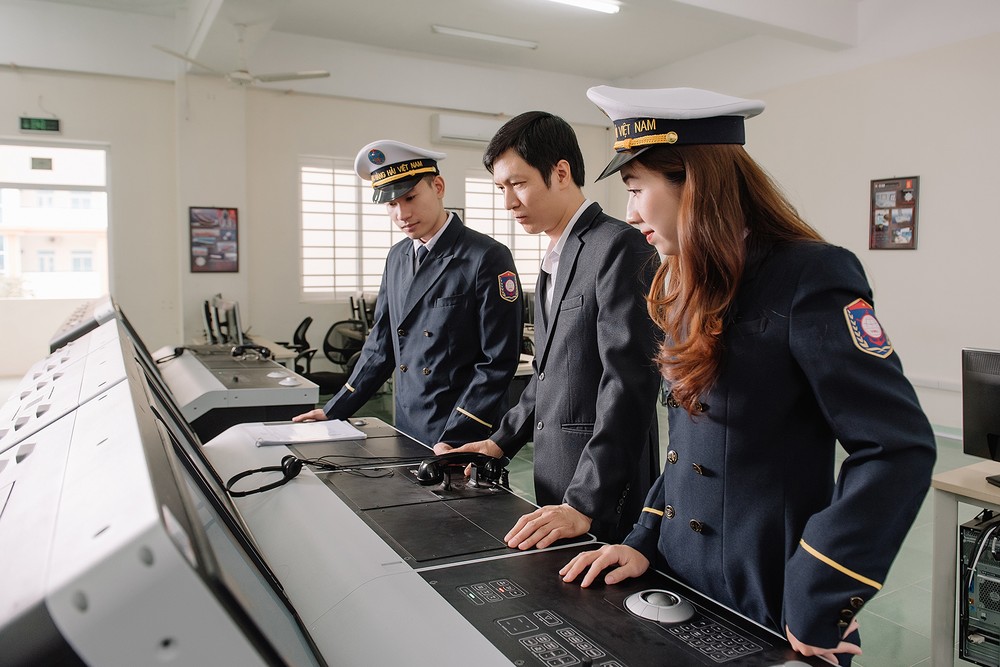 Ngành Khoa học hàng hải, sự thách thức với nữ giới Ngành Khoa học hàng hải, sự thách thức với nữ giới