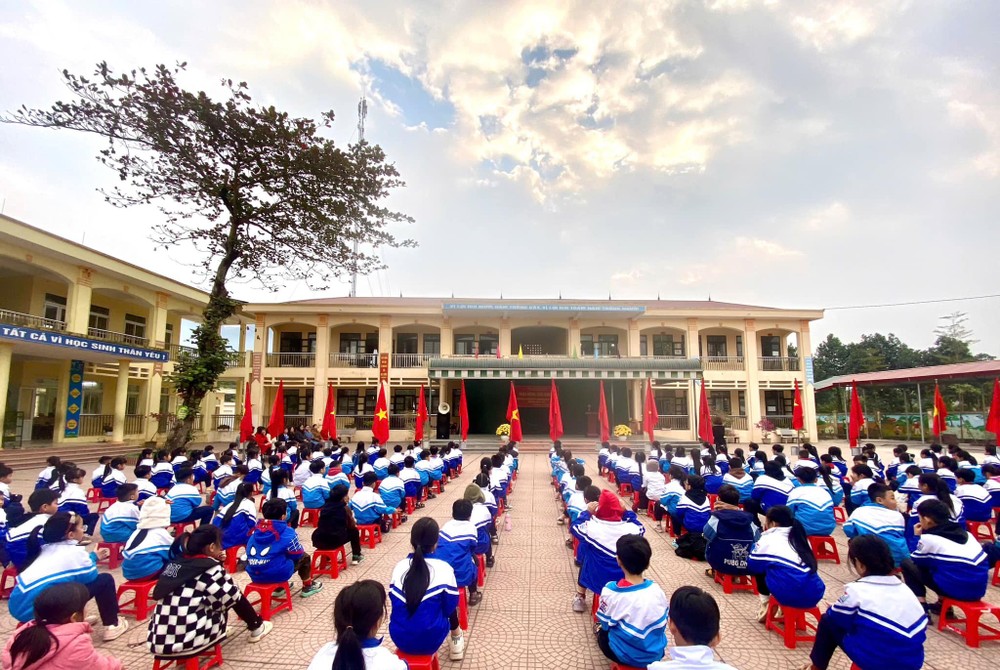 Trường Tiểu học và Trung học cơ sở Phú Lão, Lạc Thủy (Ảnh: FB nhà trường) sap-nhap-truong-tieu-hoc-trung-hoc-co-so-tinh-hoa-binh222.jpg