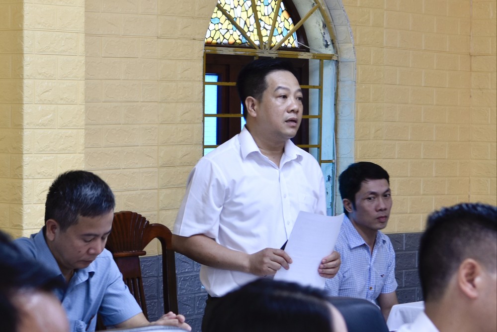 Ông Phạm Duy Bình – Giám đốc Trung tâm Chuyển đổi số, Trường Cao đẳng Bách nghệ Hải Phòng đã trình bày tham luận tại tọa đàm. Ảnh: Thúy Hiền. _DSC0494.JPG