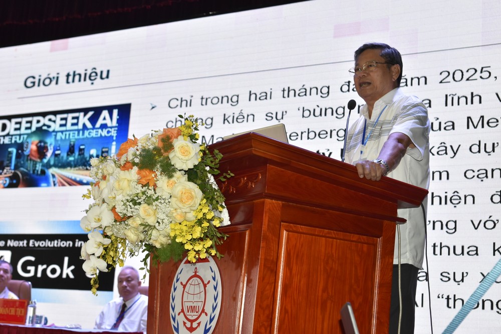 Phó Giáo sư, Tiến sĩ Lê Văn Hảo - Trưởng Bộ phận Học thuật xuất sắc, Trường Đại học Quốc tế Miền Đông Lê văn hảo.JPG