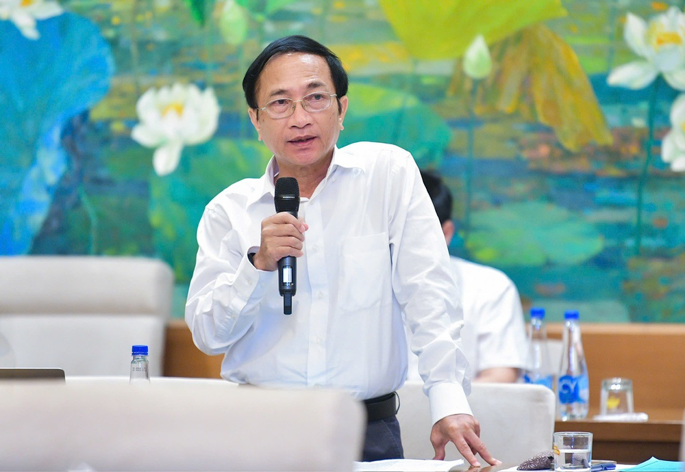 Tiến sĩ Hoàng Ngọc Vinh – nguyên Vụ trưởng Vụ Giáo dục chuyên nghiệp, Bộ Giáo dục và Đào tạo. (Ảnh: NVCC) ts hoang ngoc vinh.png