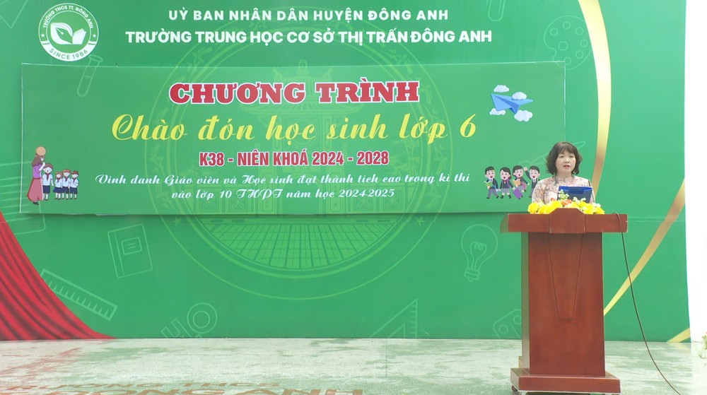 Cô Nguyễn Thị Bích Vân – Hiệu trưởng Trường Trung học cơ sở Thị trấn Đông Anh (huyện Đông Anh, Hà Nội) Ảnh: NVCC. co-van-2.jpg