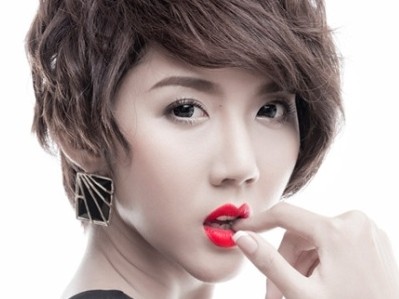 Tiểu sử Ngọc Quyên