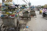 Những hình ảnh bẩn nhất đường phố, lãnh đạo Hà Nội có biết không? ảnh 2