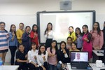 Cô giáo Cao Hồng Huệ, người truyền cảm hứng cho giáo viên dạy trực tuyến