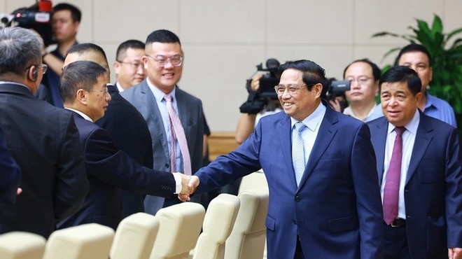 Thủ tướng Phạm Minh Chính tọa đàm với Đoàn doanh nghiệp hàng đầu Trung Quốc
