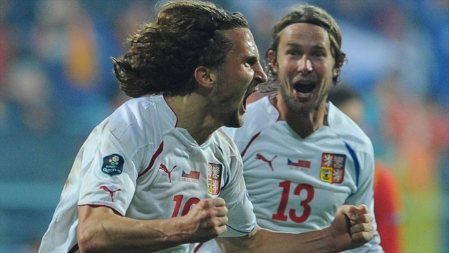 Montenegro 0-1 CH Séc: VCK Euro 2012 có thêm anh hào