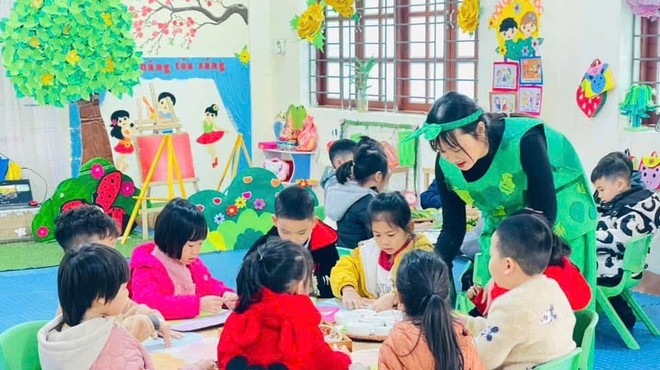 Phổ cập mầm non cho trẻ 3-5 tuổi là rất cần thiết, gỡ khó cho trường vùng cao