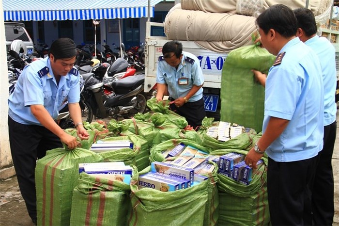 Tăng cường đấu tranh phòng chống tội phạm, buôn lậu, hàng giả