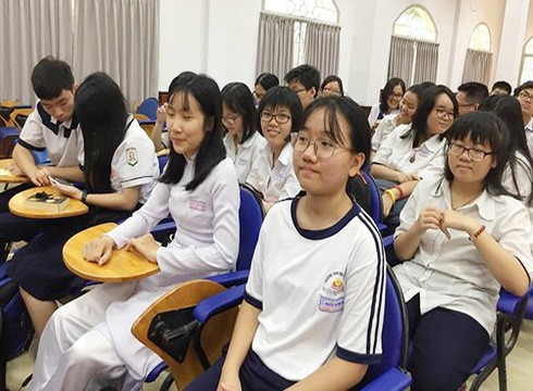 Thành phố Hồ Chí Minh hoãn kỳ thi học sinh giỏi cấp thành phố