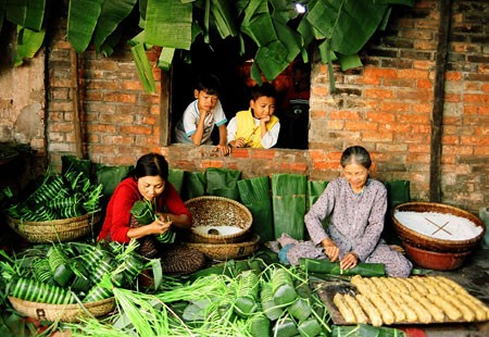 Họp lớp để giúp đỡ, chia sẻ thì nên, nếu chỉ đến khoe của thì đừng ảnh 3