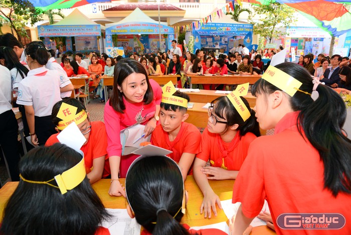 Học trò STEM: “Thiết kế hệ thống tưới rau thông minh bán tự động”