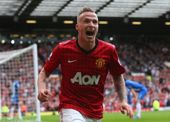 Alex Buttner có màn ra mắt không thể ấn tượng hơn ở Man United.