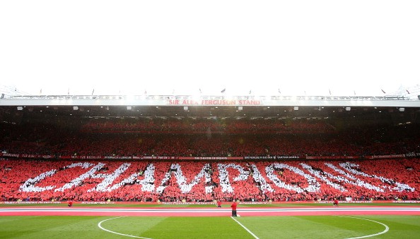 Old Trafford hôm nay rực đỏ...