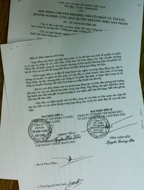 Bản hợp đồng chuyển nhượng có đóng dấu, chữ ký của các thành viên trong hội đồng quản trị Tập đoàn Bảo Long cho Bảo Sơn